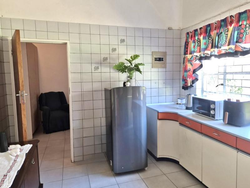 To Let 5 Bedroom Property for Rent in Douglas Northern Cape